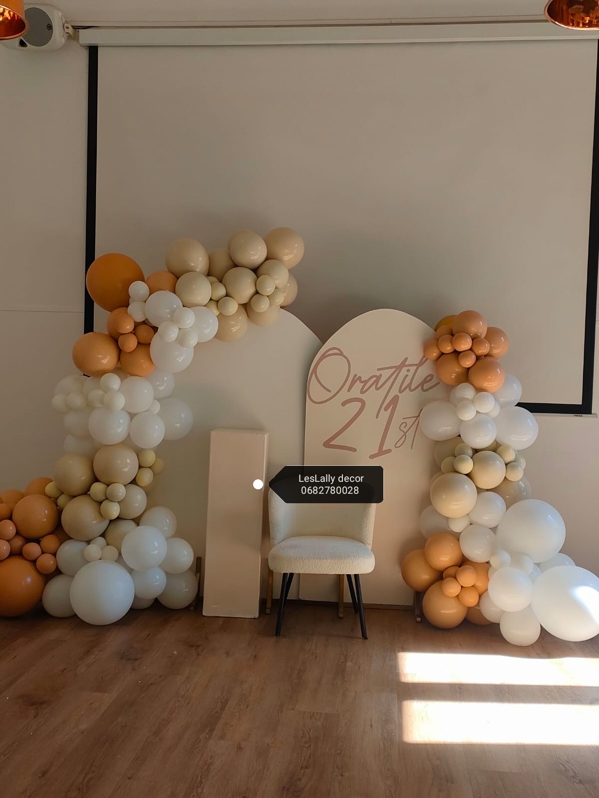 Nude balloon setup